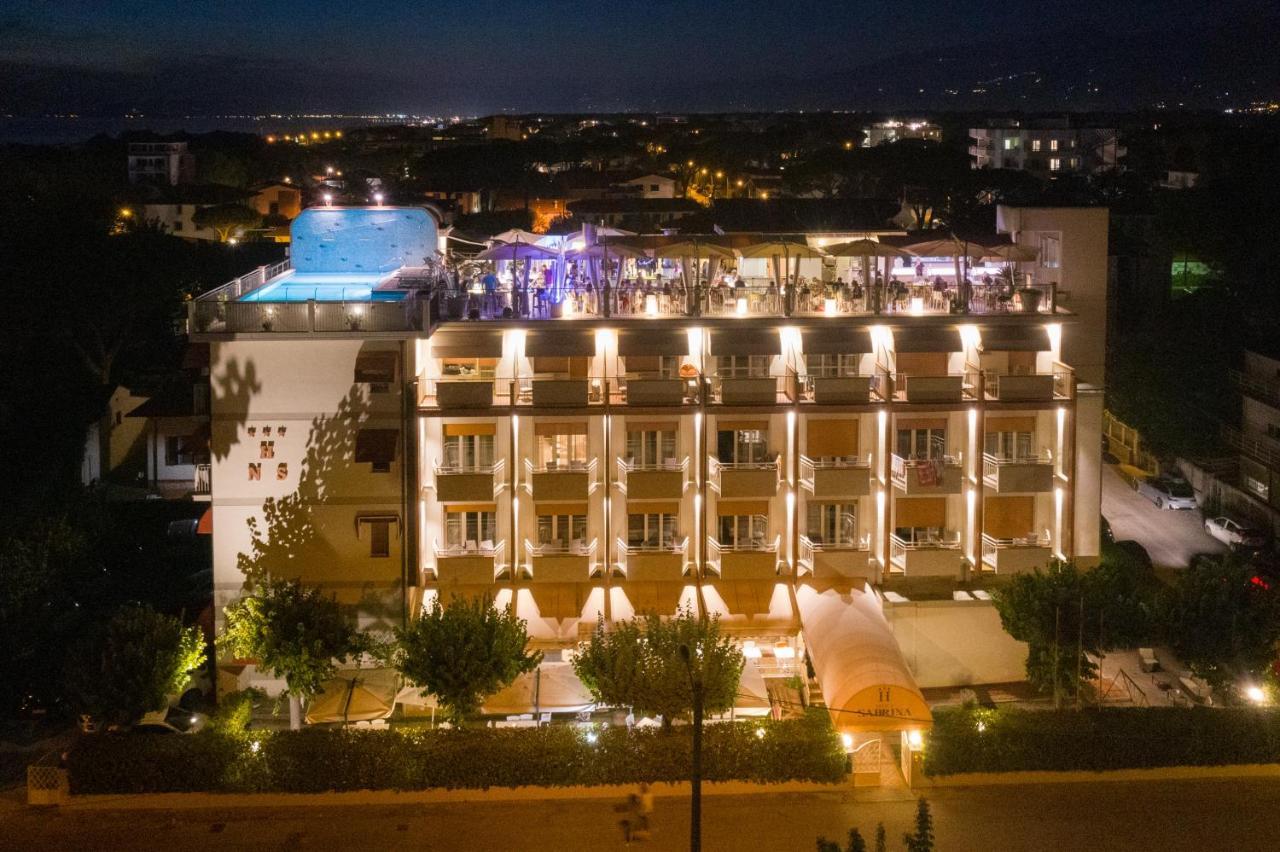 Hotel Nuova Sabrina Marina di Pietrasanta Buitenkant foto