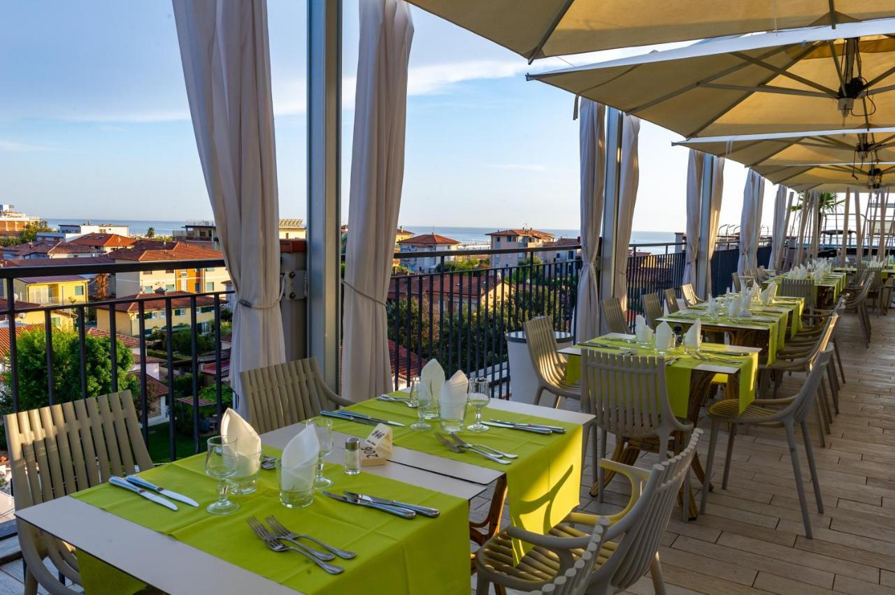 Hotel Nuova Sabrina Marina di Pietrasanta Buitenkant foto