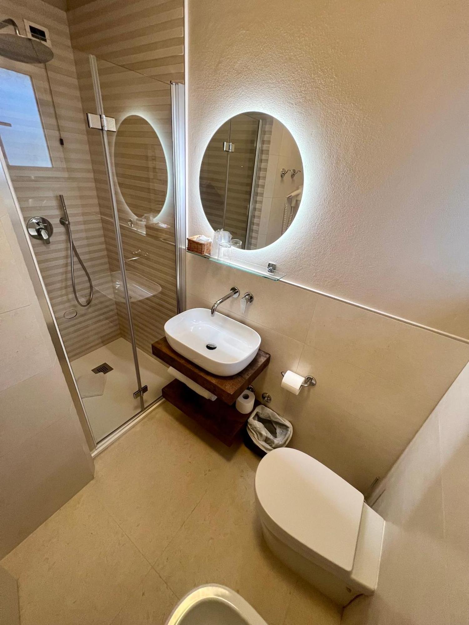 Hotel Nuova Sabrina Marina di Pietrasanta Buitenkant foto