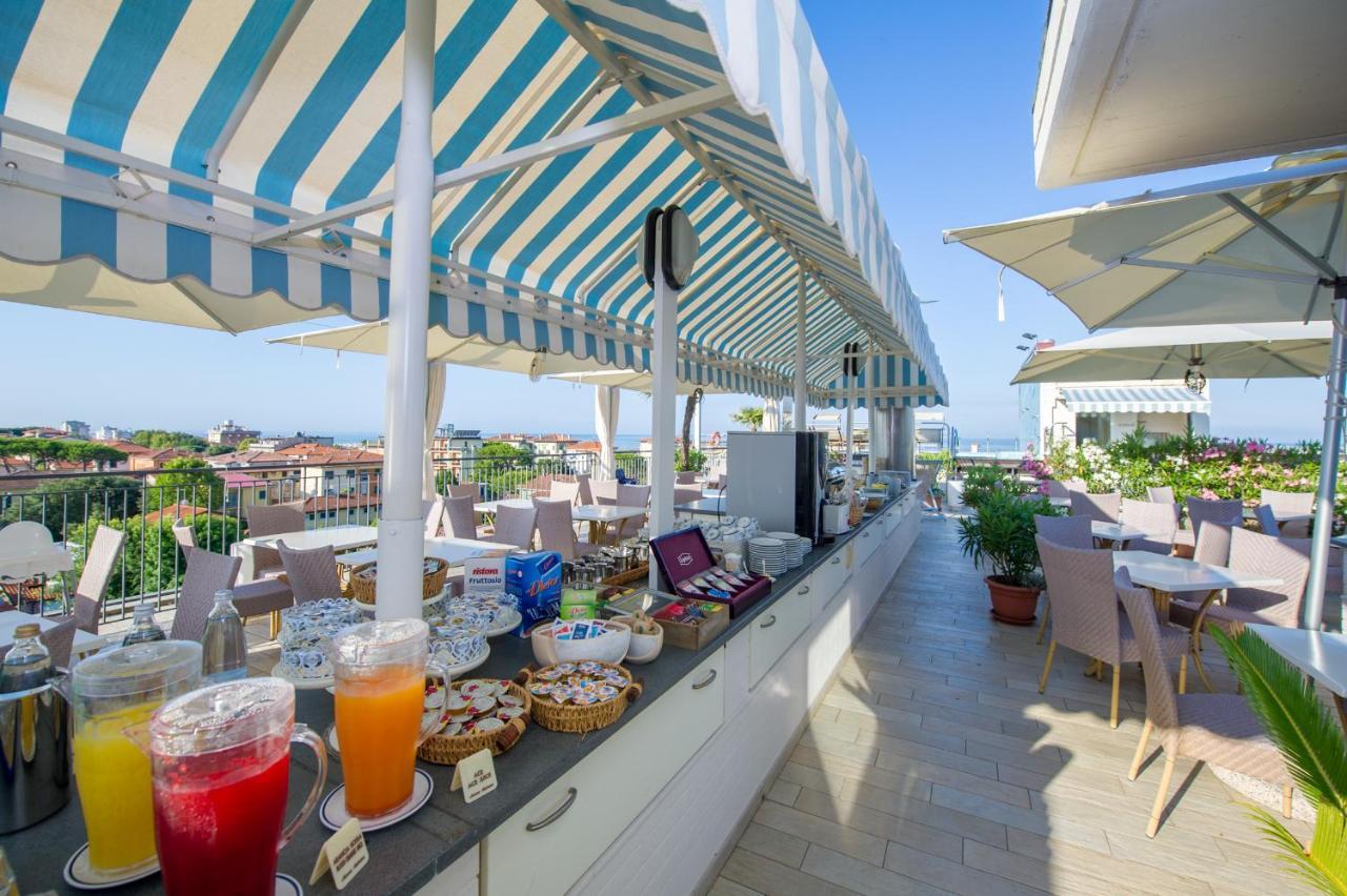Hotel Nuova Sabrina Marina di Pietrasanta Buitenkant foto